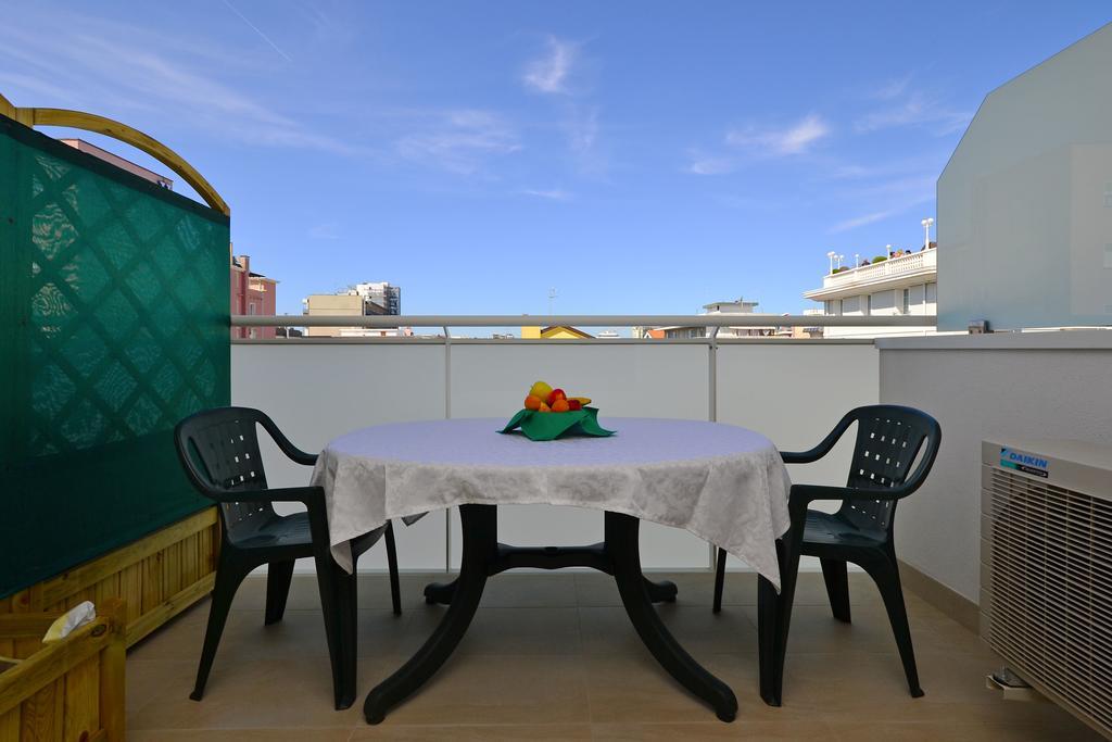 Residenza Verde Lignano Sabbiadoro Exterior foto