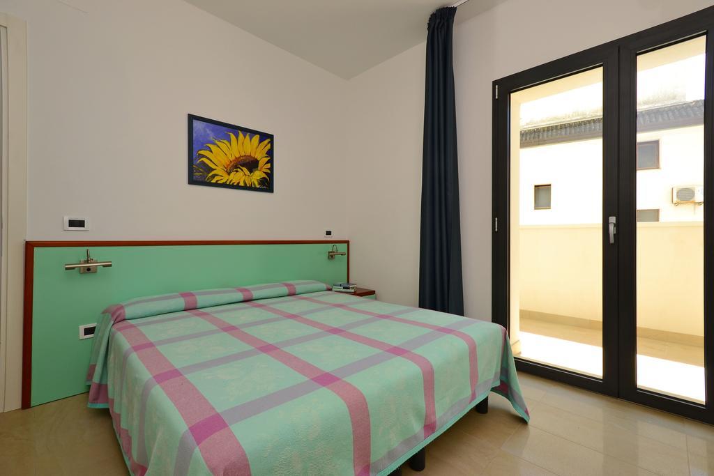 Residenza Verde Lignano Sabbiadoro Quarto foto